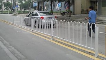 甲型护栏常用规格是多少